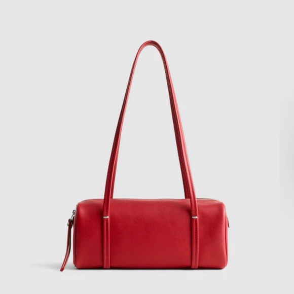Madewell Handbags - NWT Madewell leather brioche bag in scarlet red